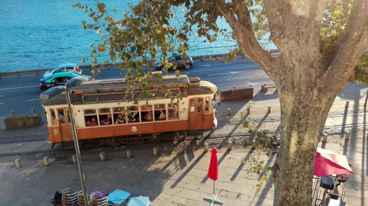Porto Douro River Guest House ภายนอก รูปภาพ